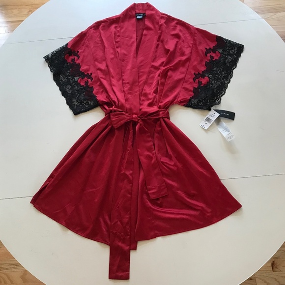 NWT NATORI JOSIE RED & BLACK LACE SEXY SILKY SATIN SHORT KIMONO ROBE - Picture 2 of 11